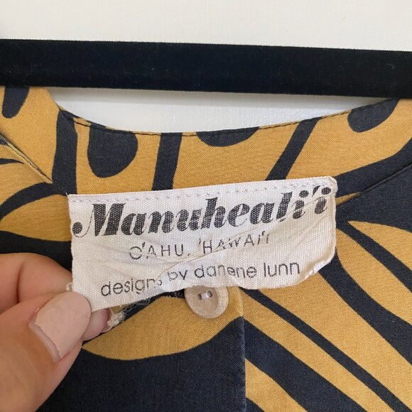 Manuhealiʻi Dress - Picture 3 of 6